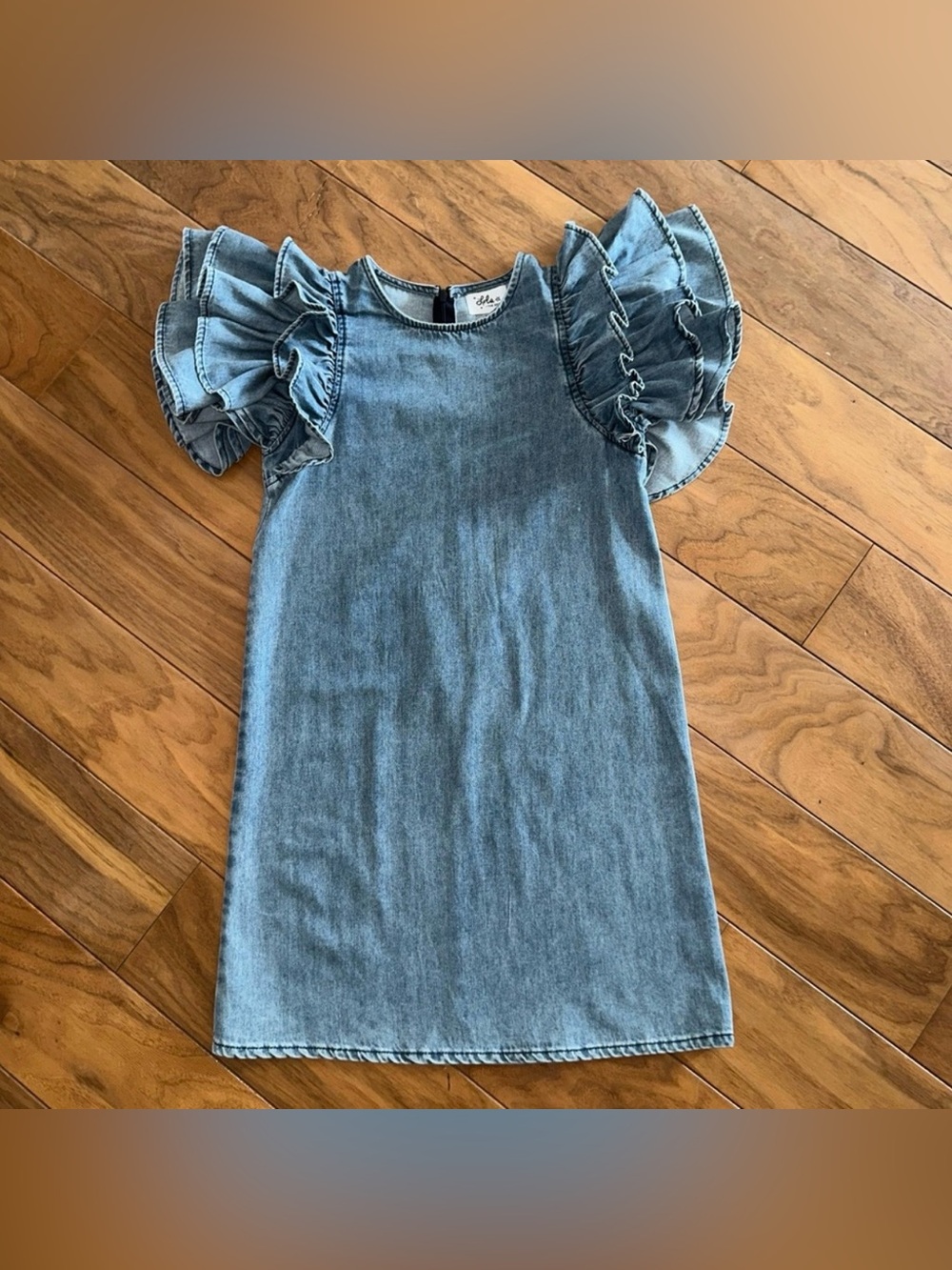 💙 Lola + The Boys Denim Ruffle Sleeve Dress -